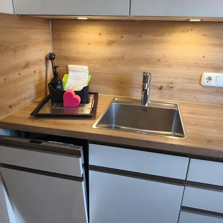 Zirbenruhe Im Allgaeu - Mit Hallenbad, Sauna, Skilift, Loipe *